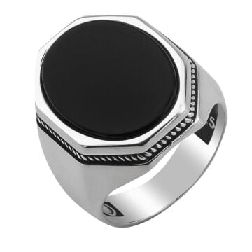 Sekizgen Tasarımlı Siyah Oniks Taşlı 925 Ayar Gümüş Yüzük