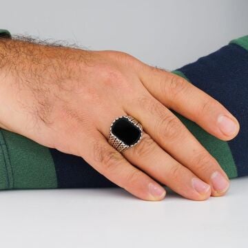 Zincir Motifli Siyah Oniks Taşlı 925 Ayar Gümüş Erkek Yüzük