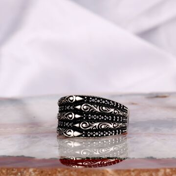 925 Ayar Gümüş Pençe Model Mikro Taşlı Yüzük