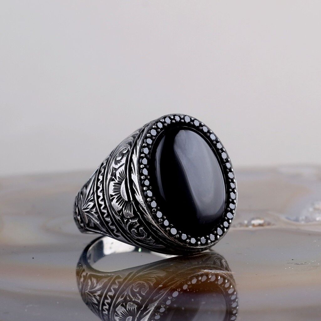 925 Ayar Gümüş Onix Taşlı Desen Motifli Erkek Yüzük