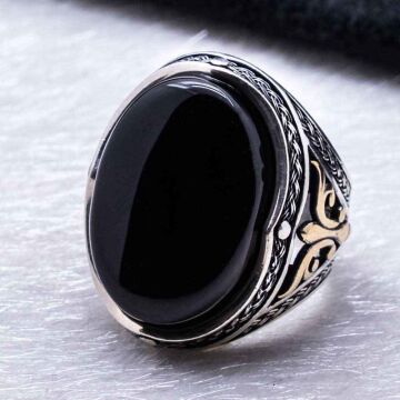 925 Ayar Gümüş  Bombeli Oniks Taşlı Yüzük