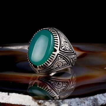 AKİK TAŞLI KALEM İŞLEME DESENLİ 925 AYAR GÜMÜŞ ERKEK YÜZÜK