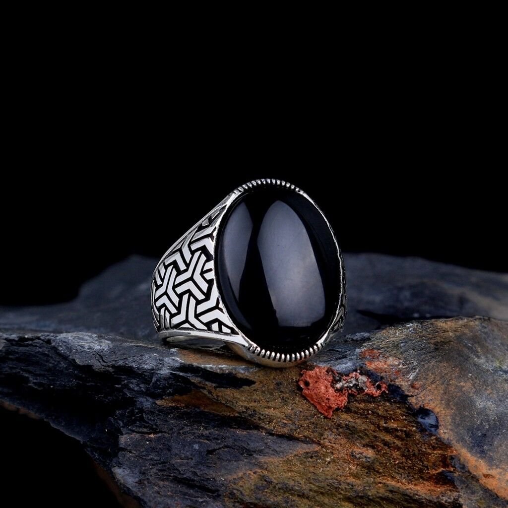925 Ayar Gümüş Onix Taşlı Oval Model Erkek Yüzük