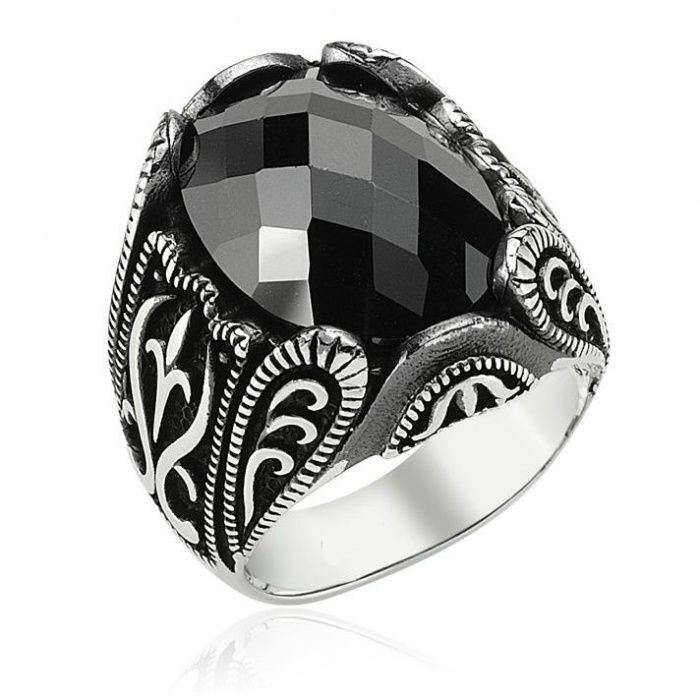 925 Ayar Gümüş Zirkon Taşlı Yüzük