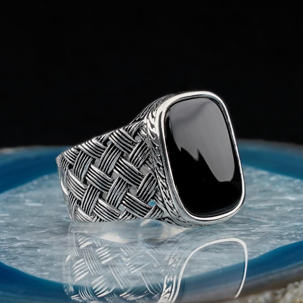 Dikdörtgen Oniks Taşlı Örgü Desenli Erkek Gümüş Yüzük