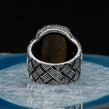 Dikdörtgen Kaplan Gözlü Taşlı Örgü Desenli Erkek Gümüş Yüzük