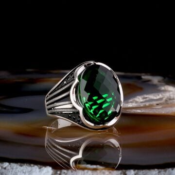 FASET KESİM YEŞİL ZİRKON TAŞLI 925 AYAR GÜMÜŞ ERKEK YÜZÜK