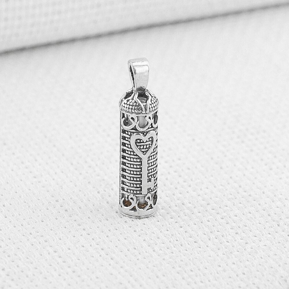 Cevşeni Kebir Dua Yazılı Kalp ve Vav Detaylı 925 Ayar Gümüş Cevşen Kolye Ucu