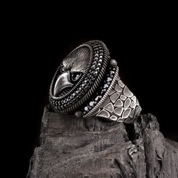 925 Ayar Gümüş Kartal Motifli Mikro Taşlı Erkek Yüzük