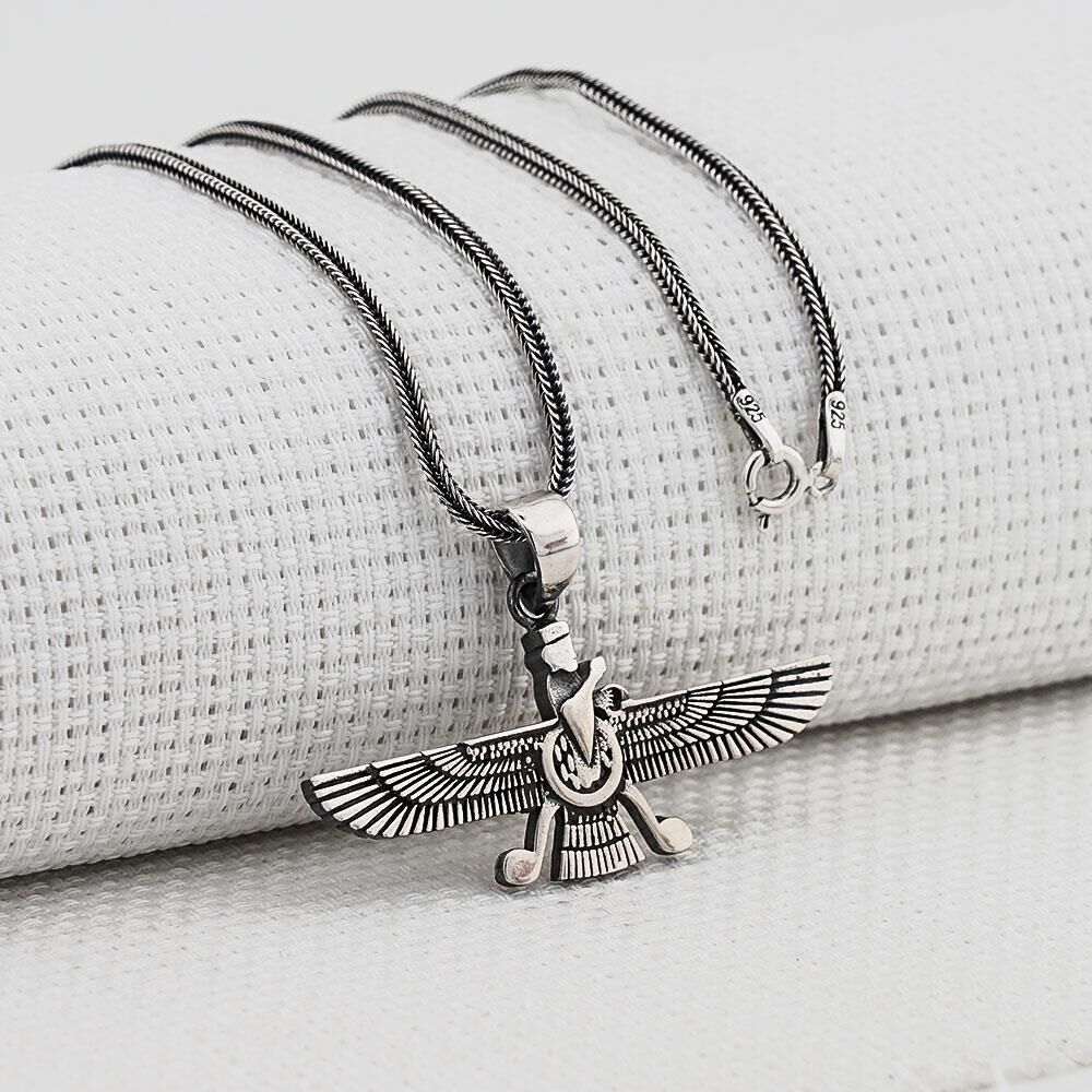 Ahura Mazda 925 Ayar Gümüş Kolye