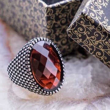 925 Ayar Gümüş Oval Kırmızı Zirkon Taşlı Erkek Yüzük