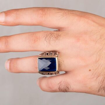 Özel Dikdörtgen Tasarımlı Mavi Zirkon Taşlı Gümüş Yüzük