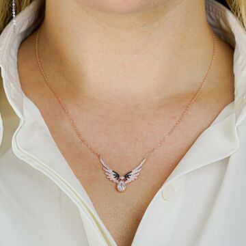 925 Ayar Gümüş Damla Taşlı Melek Kanatlı Kolye