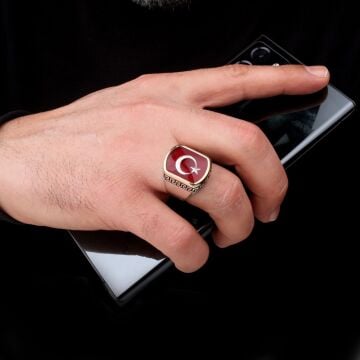 925 Ayar Gümüş Kırmızı Mineli Ayyıldız Model Erkek Yüzük