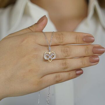 Sonsuzluk Kalp Motifli Zirkon Taşlı Bayan Gümüş Kolye