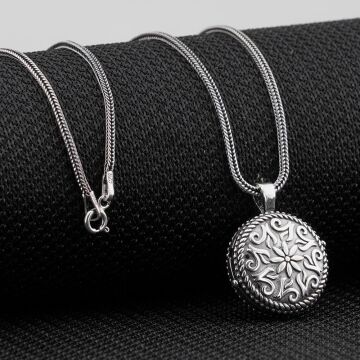 Çift Taraflı  Açılabilir 925 Ayar Gümüş Cevşen Kolye