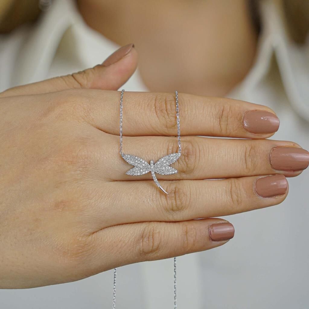 Yusufcuk Tasarımlı Beyaz Zirkon Taşlı 925 Ayar Gümüş Kadın Kolye