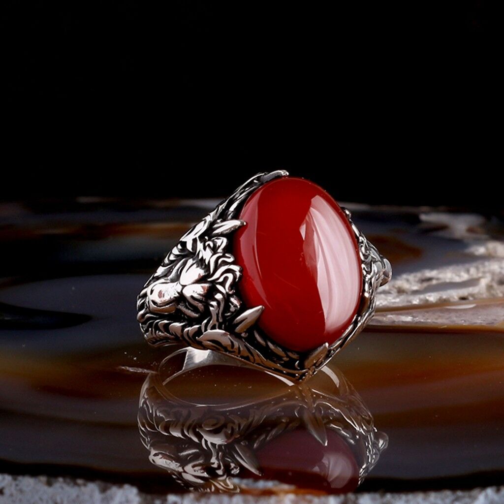 KIRMIZI AKİK TAŞLI ASLAN MODEL 925 AYAR GÜMÜŞ ERKEK YÜZÜK
