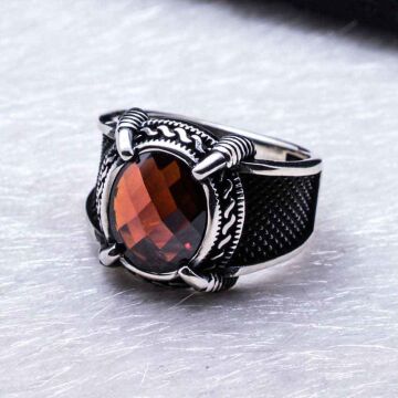 Kartal Pençesi Kırmızı Zirkon Taşlı Gümüş Yüzük
