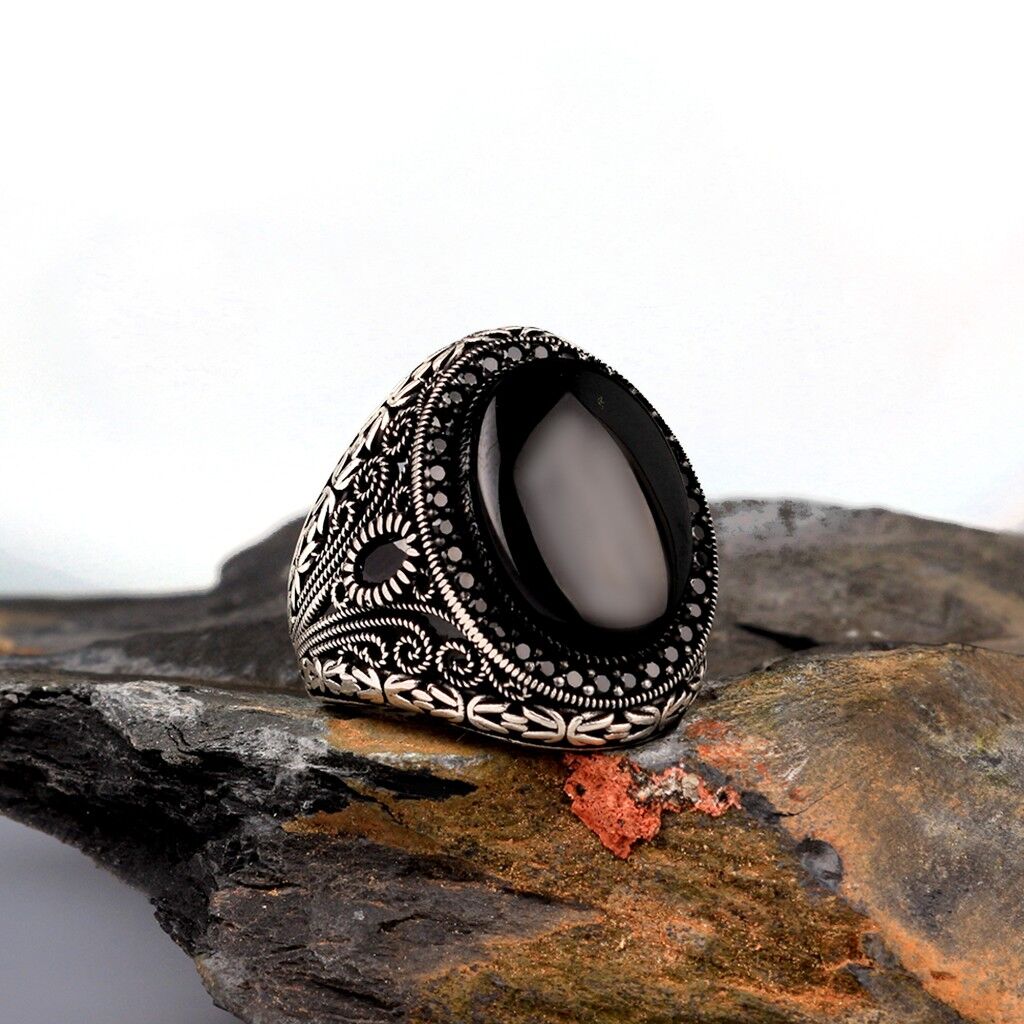 KRAL ZİNCİR MOTİFLİ ONİX TAŞLI GÜMÜŞ ERKEK YÜZÜK