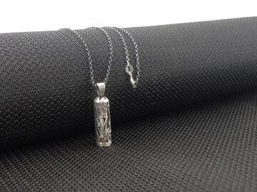 Çapa Tasarımlı Cevşeni Kebir Dualı 925 Ayar Gümüş Kadın Kolye