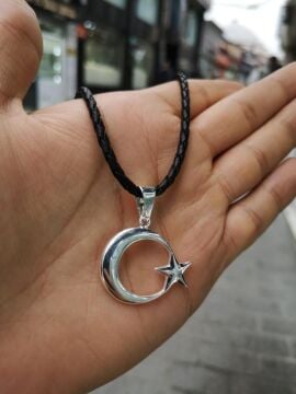 Deri İpli Ayyıldız Gümüş Kolye