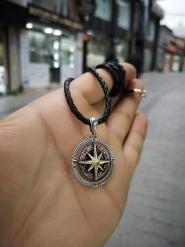 Deri İpli Gümüş Pusula Kolye Özel Tasarım