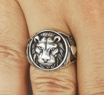 925 Ayar Gümüş Aslan Kafası Motifli Yüzük