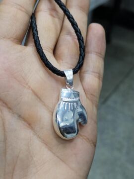 Gümüş Boks Eldiveni Kolye Deri İpli Özel Tasarım 925 Ayar