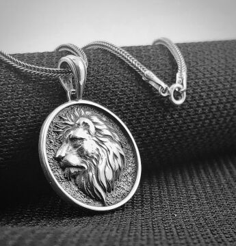 Aslan Tasarımlı 925 Ayar Gümüş Kolye