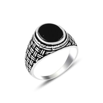 Siyah Oniks Taşlı Hasır Desenli 925 Ayar Gümüş Erkek Yüzük