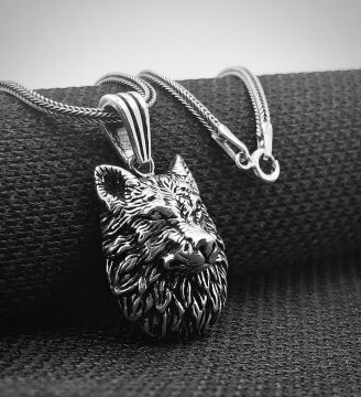 Kurt Kafası Tasarımlı 925 Ayar Gümüş Kolye