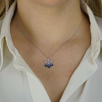 Özel Tasarım Renk Geçişli Nano Taşlı Kar Tanesi Gümüş Kolye