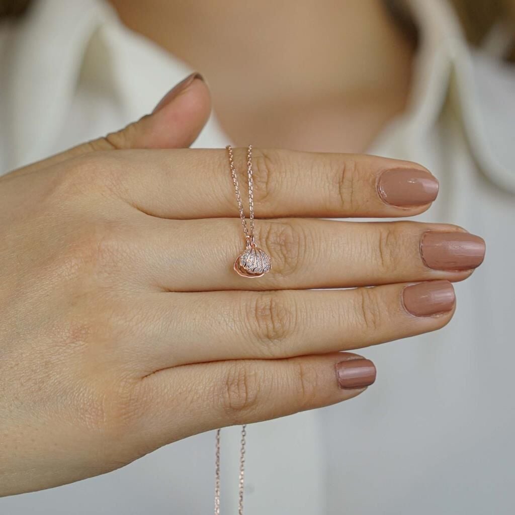 İstiridye İnci Tasarımlı 925 Ayar Gümüş Kadın Kolye Rose