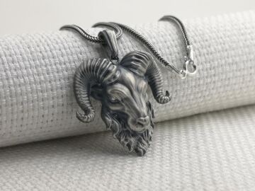Sakallı Koç Başı Üç Boyut Tasarımlı 925 Ayar Gümüş Kolye