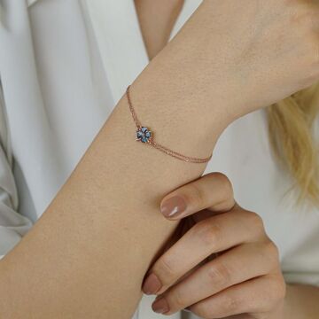 Yonca Tasarımlı Kalp Detaylı Mistik Topaz Taşlı 925 Ayar Gümüş Bileklik