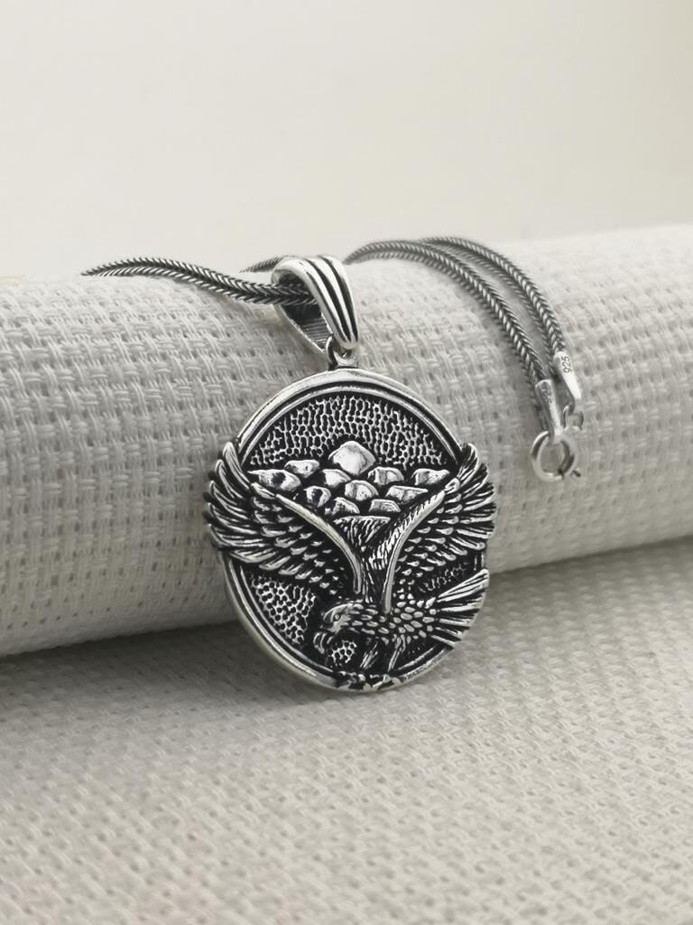 Büyük Kartal Tasarımlı 925 Ayar Gümüş Kolye