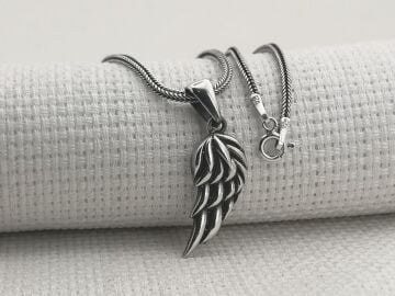 Kanat Tasarımlı 925 Ayar Gümüş Kolye