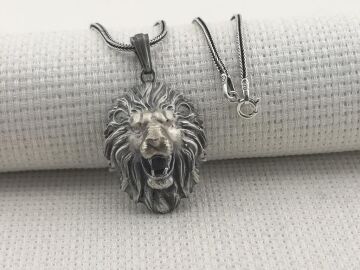 Kükreyen Aslan Üç Boyut Tasarımlı 925 Ayar Gümüş Kolye