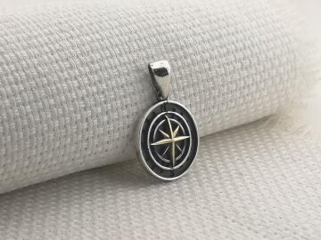 Pusula Tasarımlı 925 Ayar Gümüş Kolye Ucu