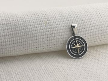 Pusula Tasarımlı 925 Ayar Gümüş Kolye Ucu