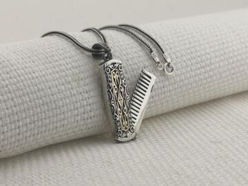 Berber Tarağı Tasarımlı İşlemeli 925 Ayar Gümüş Kolye