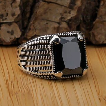 Siyah Zirkon Taşlı 925 Ayar Gümüş Erkek Yüzük