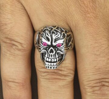 925 Ayar Gümüş Kuru Kafa Motifli Yüzük