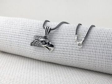 Kartal Kafası Tasarımlı 925 Ayar Gümüş Kolye