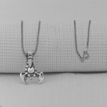 Akrep Büyük Boy 925 Ayar Gümüş Kolye