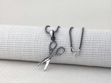 Makas Tasarımlı 925 Ayar Gümüş Kolye