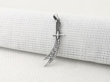 Zülfikar Kılıç Tasarımlı 925 Ayar Gümüş Kolye Ucu