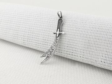 Zülfikar Kılıç Tasarımlı 925 Ayar Gümüş Kolye Ucu