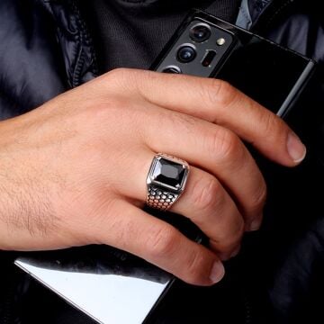 925 Ayar Gümüş Petek Model Zirkon Taşlı Model Erkek Yüzük